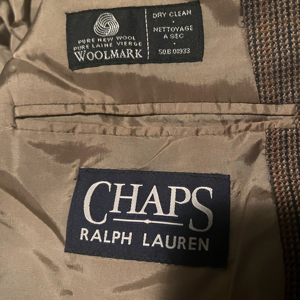 VINTAGE CHAPS/ RALPH LAUREN TAN/ BLACK CHECK MENS SPORT COAT - Picture 6 of 9